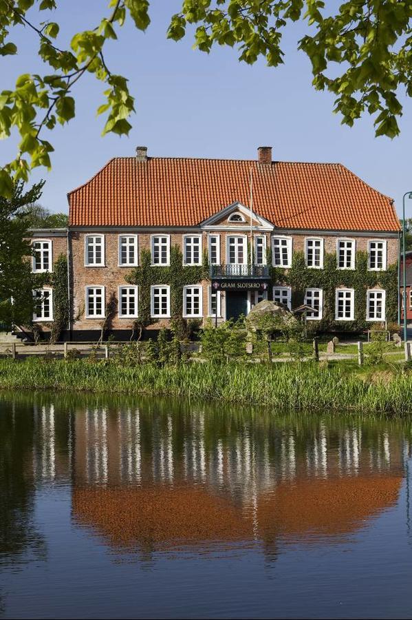 Gram Slotskro Exteriér fotografie